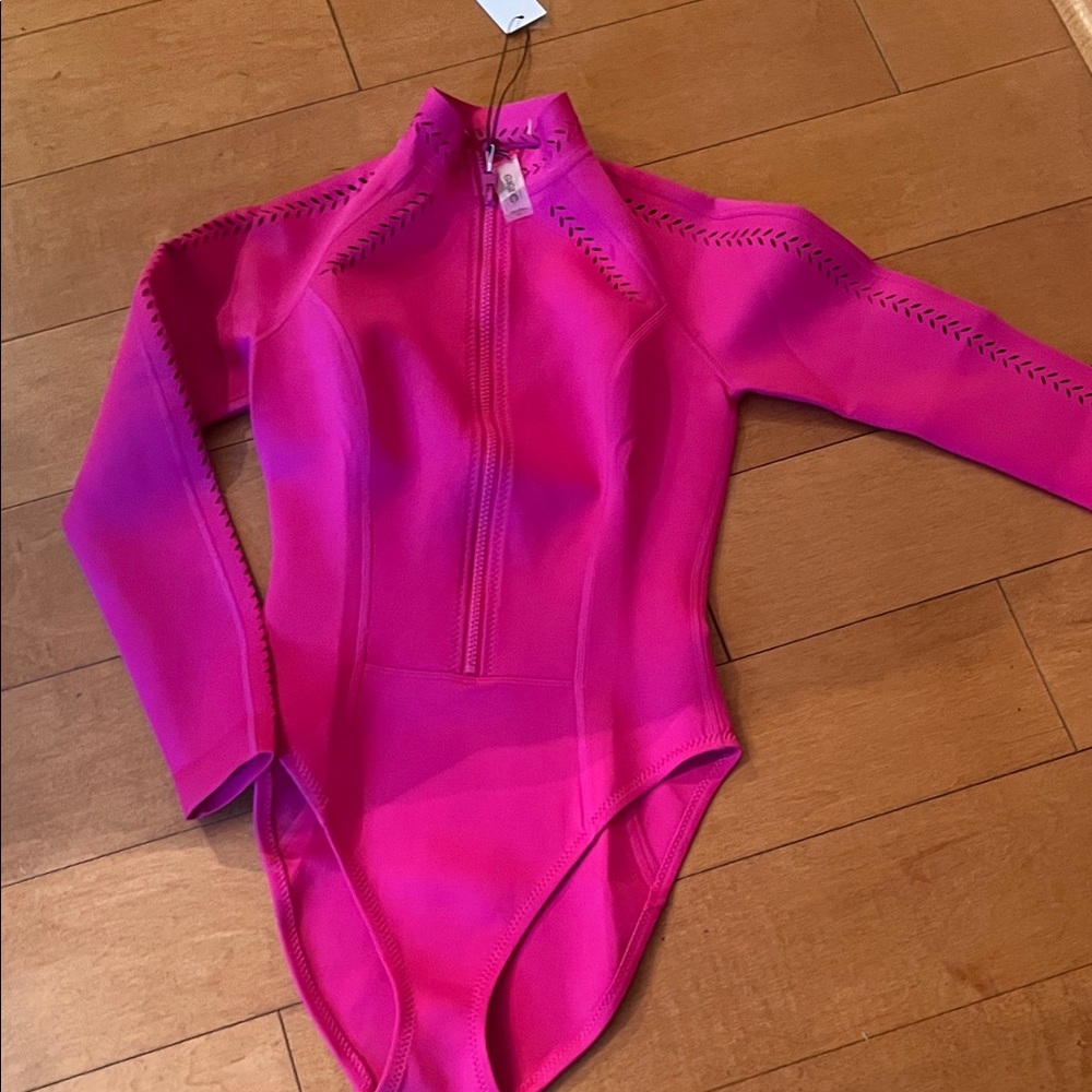 GIGI C RileyxFree People Hot Pink Laser-Cut Zip Front Rashguard One-Piece M NWT